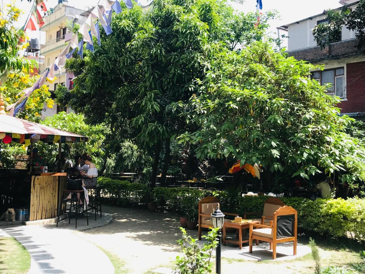Hotel Lotus Garden Catmandu Exterior foto