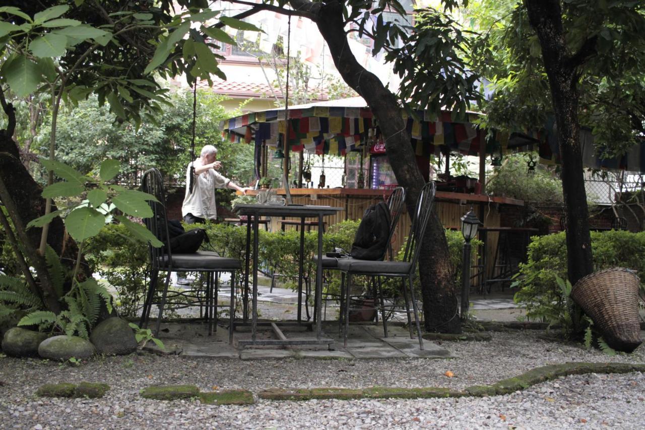 Hotel Lotus Garden Catmandu Exterior foto