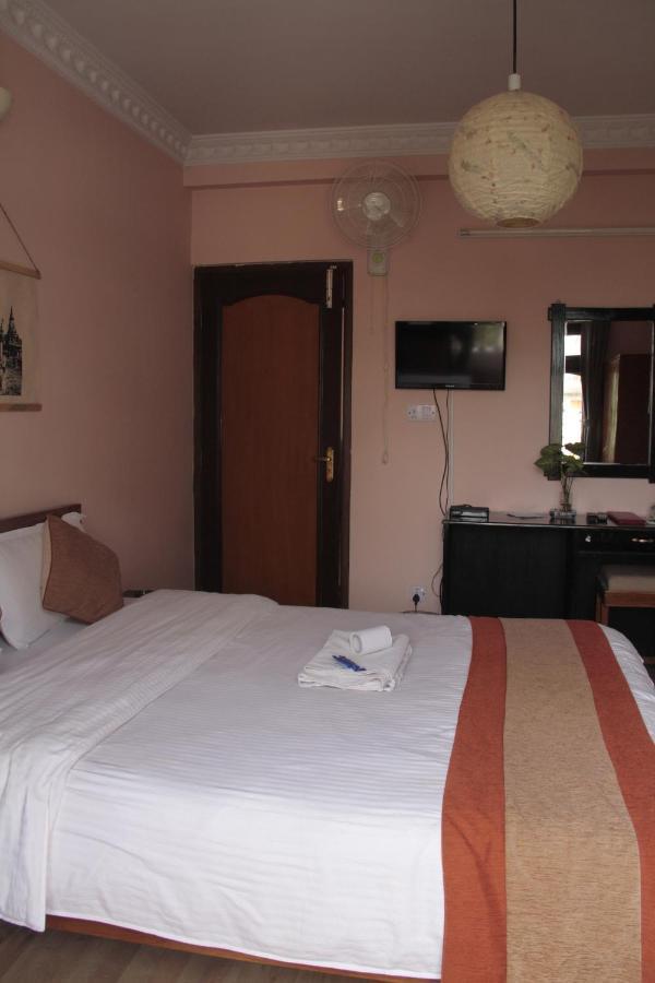 Hotel Lotus Garden Catmandu Exterior foto