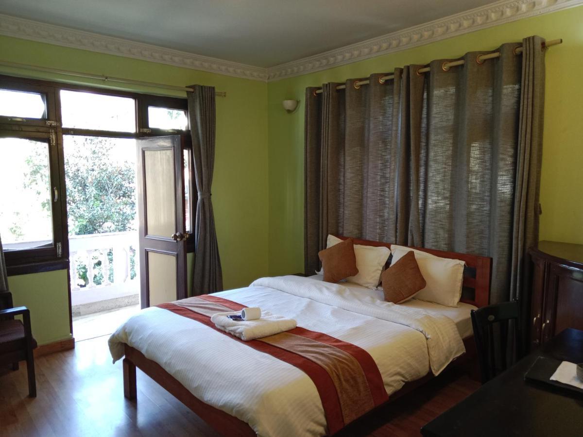 Hotel Lotus Garden Catmandu Exterior foto