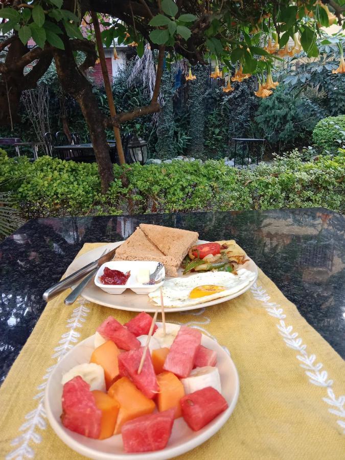 Hotel Lotus Garden Catmandu Exterior foto