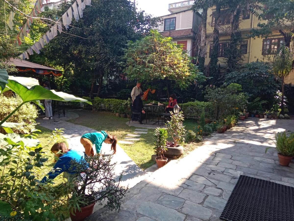 Hotel Lotus Garden Catmandu Exterior foto